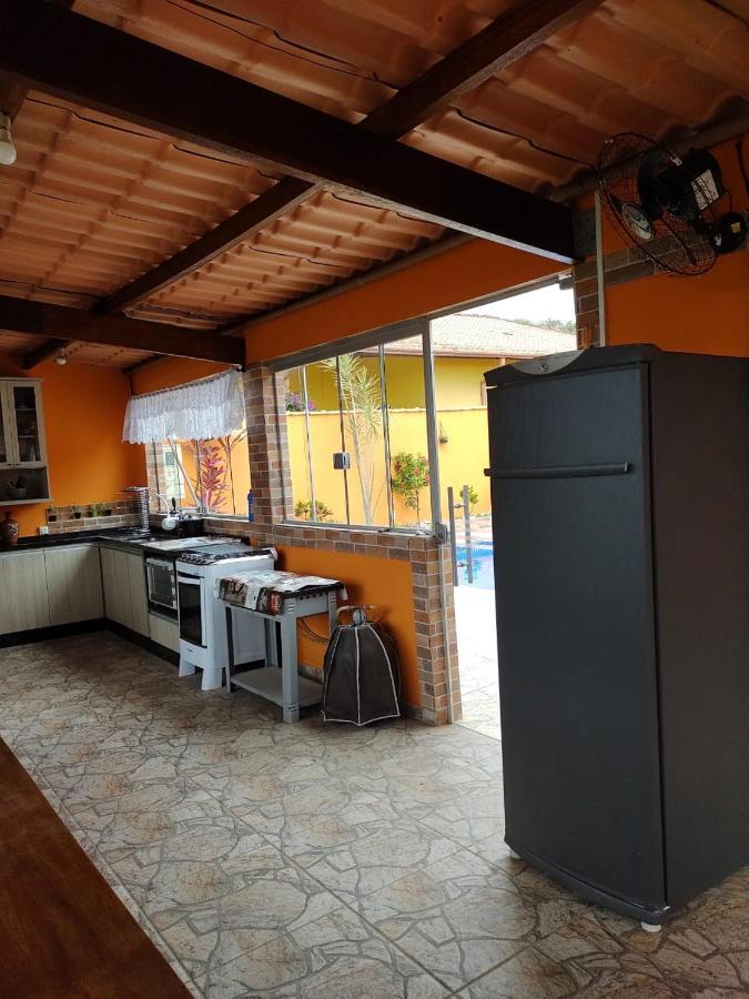 Chacara Bella Vida Com Piscina Churrasqueira Salao De Festas Fogao A Lenha Quadra Aracariguama Eksteriør billede