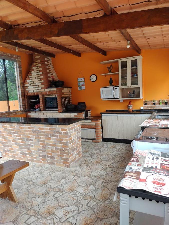 Chacara Bella Vida Com Piscina Churrasqueira Salao De Festas Fogao A Lenha Quadra Aracariguama Eksteriør billede