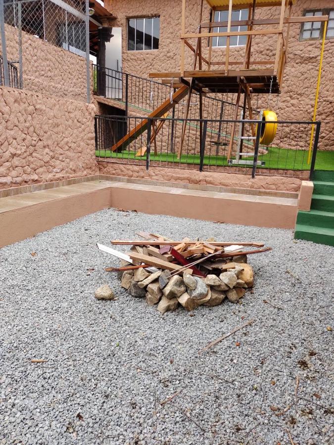 Chacara Bella Vida Com Piscina Churrasqueira Salao De Festas Fogao A Lenha Quadra Aracariguama Eksteriør billede